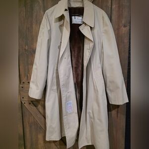 London Fog Maincoats Beige Lined Trench Coat Size 40 Reg